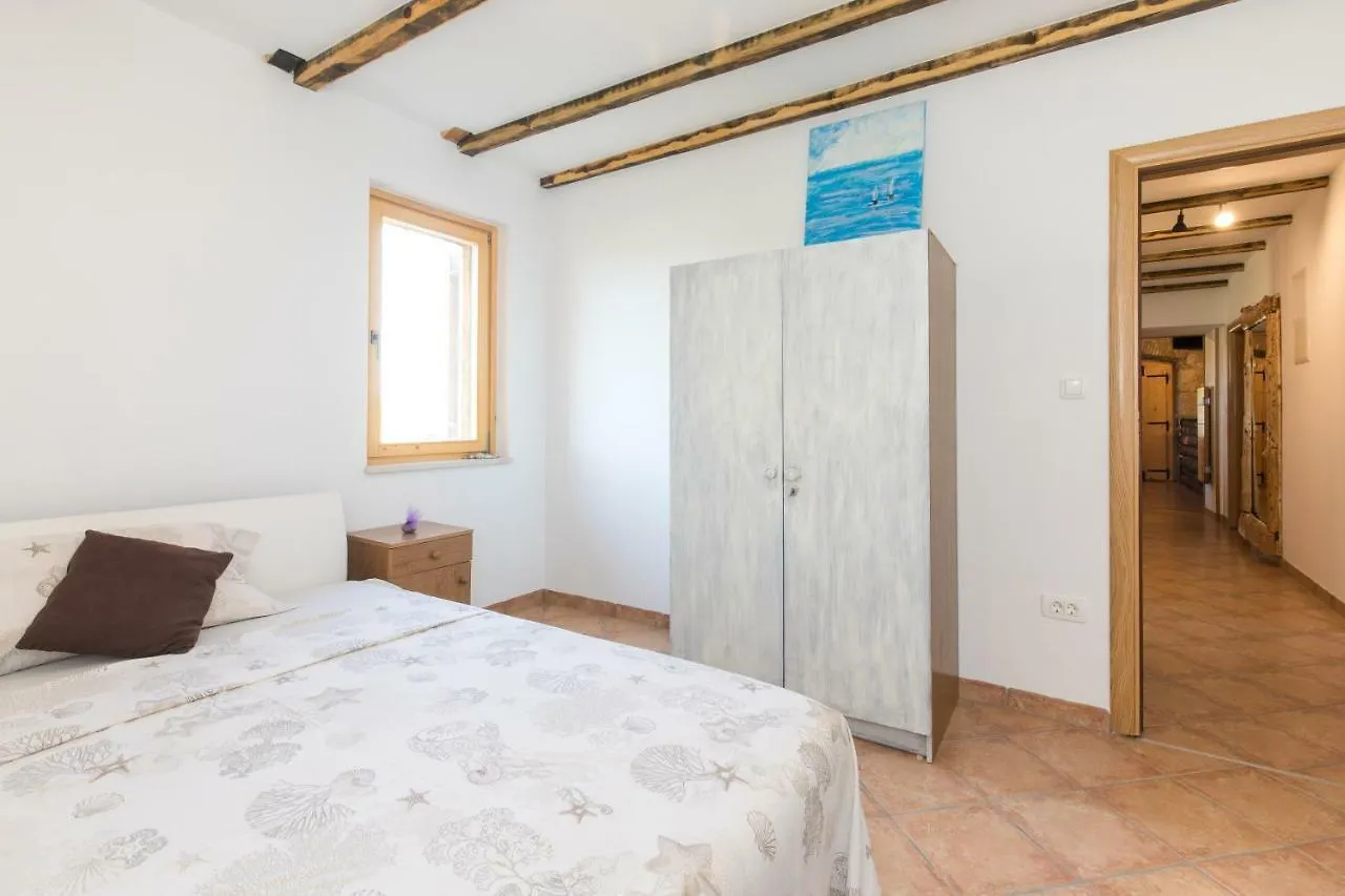 Krk Patak Villa Vrh  0*, Vrh (Krk) Croatia